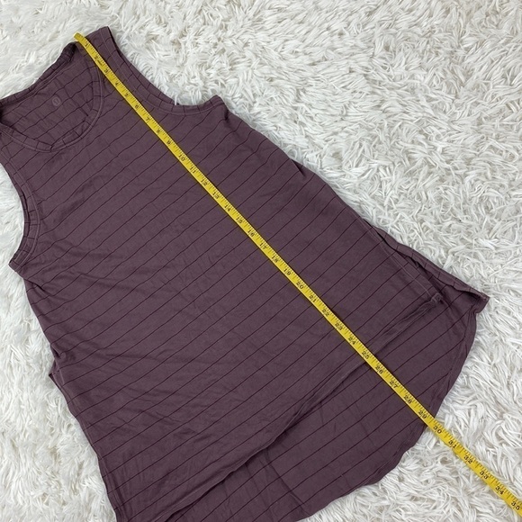 Lululemon Long for Length Tank Short Serve Stripe Antique Bark Garnet - Picture 2 of 5